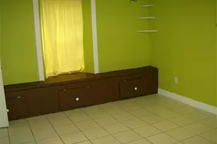 5815 Farwell Dr, Houston, TX 77035 - Photo 9