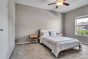 702 Bering Dr, Houston, TX 77057 - Photo 11