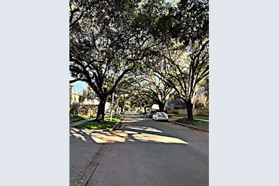 4243 Purdue Street #C, Houston, TX 77005 - Photo 37