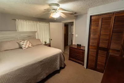 417 Hardy Street, Clute, TX 77531 - Photo 9