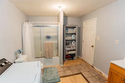 417 Hardy Street, Clute, TX 77531 - Photo 15