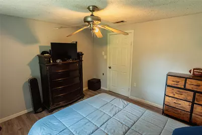 417 Hardy Street, Clute, TX 77531 - Photo 17