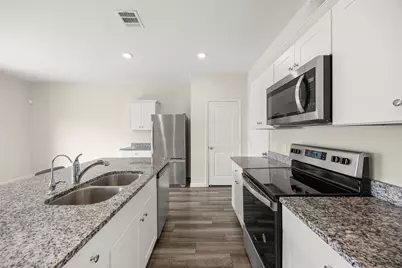 7810 Pink Dahlia Drive, Houston, TX 77016 - Photo 11