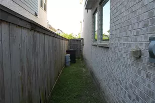 19807 Upper Canyon Ct, Cypress, TX 77433 - Photo 25