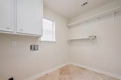 13731 Greenway Drive, Sugar Land, TX 77498 - Photo 19