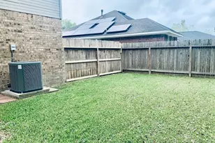 2505 Overland Trail, Dickinson, TX 77539 - Photo 21