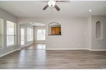 6715 Starcroft Court, Spring, TX 77379 - Photo 13