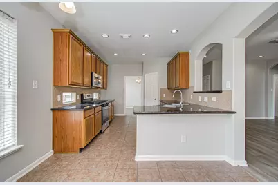 6715 Starcroft Court, Spring, TX 77379 - Photo 19