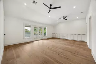 5642 Pine Forest Rd, Houston, TX 77056 - Photo 11