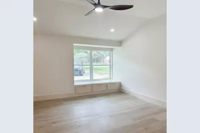 5642 Pine Forest Road, Houston, TX 77056 - Photo 11