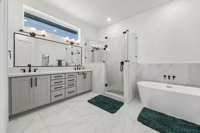 9009 Wellspring Drive, Houston, TX 77080 - Photo 9