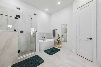 9009 Wellspring Drive, Houston, TX 77080 - Photo 11