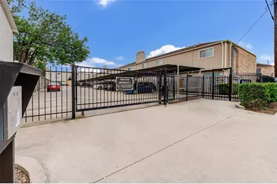 6406 Ferris Drive #21, Houston, TX 77081 - Photo 5