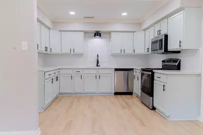 1007 Sycamore St, Brenham, TX 77833 - Photo 1