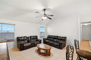 7207 Calcutta Spring Dr, Houston, TX 77083 - Photo 11