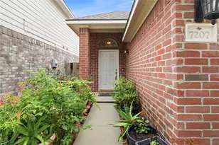 7207 Calcutta Spring Dr, Houston, TX 77083 - Photo 7
