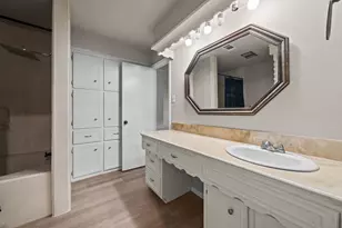 1938 Running Springs Dr, Houston, TX 77339 - Photo 5