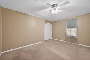 2115 Hollywood Ave, Galveston, TX 77551 - Photo 15