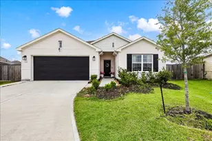 4901 Perennial Ln, La Marque, TX 77568 - Photo 1