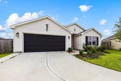 4901 Perennial Lane, La Marque, TX 77568 - Photo 3
