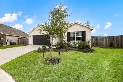 4901 Perennial Lane, La Marque, TX 77568 - Photo 3