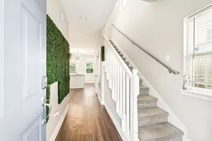 210 Garrotsville St, Houston, TX 77022 - Photo 13
