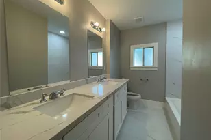 19506 Old Galveston Rd, Webster, TX 77598 - Photo 17