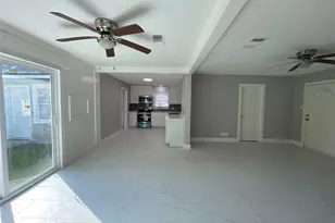 19506 Old Galveston Rd, Webster, TX 77598 - Photo 9