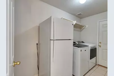 66 N Brooksedge Circle, The Woodlands, TX 77382 - Photo 35