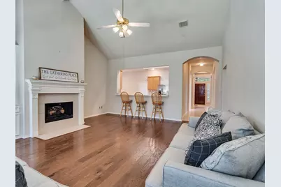 66 N Brooksedge Circle, The Woodlands, TX 77382 - Photo 7