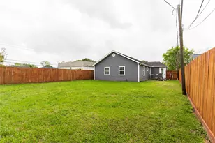 119 S Carroll St, La Porte, TX 77571 - Photo 21