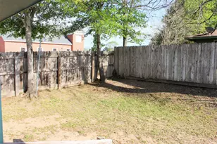 1004 E Main, Brenham, TX 77833 - Photo 7