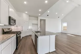 3496 Mount Scenery Ln, Dayton, TX 77535 - Photo 9