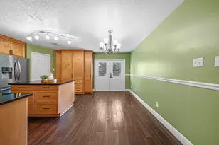 18436 Sunrise Pines Dr, Montgomery, TX 77316 - Photo 11