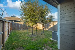 402 Avenue H, Conroe, TX 77301 - Photo 27