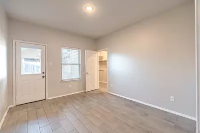 402 Avenue H, Conroe, TX 77301 - Photo 19