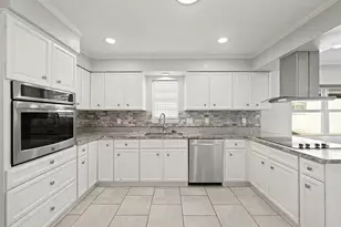 5714 N Braeswood Blvd, Houston, TX 77096 - Photo 9