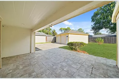 5714 N Braeswood Boulevard, Houston, TX 77096 - Photo 15