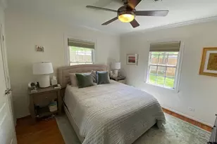 914 Dorothy St, Houston, TX 77008 - Photo 11