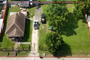 7926 Mendez St, Houston, TX 77029 - Photo 1