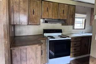 854 Queenswood, Montgomery, TX 77316 - Photo 5