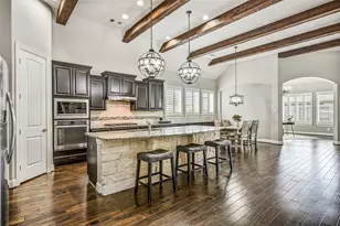 339 Woodway Dr, League City, TX 77573 - Photo 3