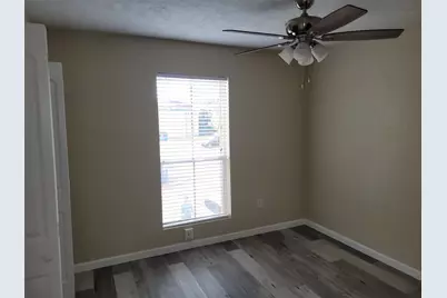 1516 Bay Area Boulevard #2, Houston, TX 77058 - Photo 9