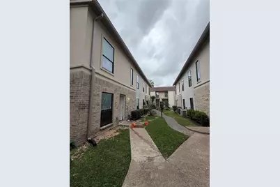 2425 Augusta Drive #36, Houston, TX 77057 - Photo 3