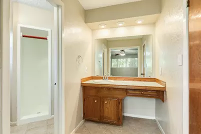 232 Wayne Dr, Clute, TX 77531 - Photo 23