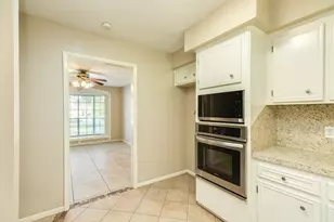 232 Wayne Dr, Clute, TX 77531 - Photo 15