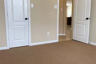 15 Sagamore Ridge, The Woodlands, TX 77389 - Photo 5