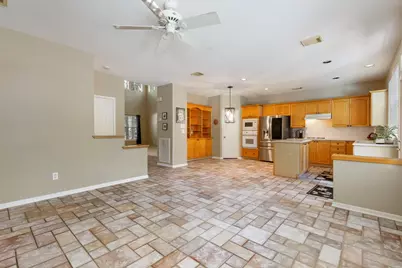 85 N Concord Forest Circle, The Woodlands, TX 77381 - Photo 9