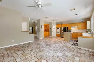 85 N Concord Forest Cir, The Woodlands, TX 77381 - Photo 9