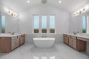 2824 Bolton Lndg Dr, Texas City, TX 77568 - Photo 11